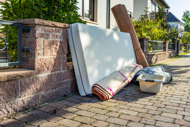 Best Construction Debris Removal  in Santa Clara, UT